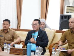 Sampaikan Kondisi Terkini Pasca Bencana di Tanah Datar, Bupati Eka Putra Jadi Narsum di RRI Pro 1 Padang