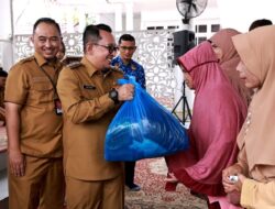 Salurkan Bantuan Presiden dan Santunan Untuk Korban Bencana, Bupati Eka Putra Ucapkan Terimakasih Kepada Presiden Prabowo 