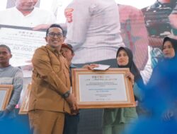 126 KK Terima Bantuan Dana Stimulan Rumah Rusak Dari Kepala BNPB