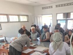 Sebanyak 317 Warga Terdampak Bencana Milai Dapatkan Bantuan Stimulan Sosial Dari Pemkab Tanah Datar