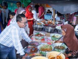 Bupati Tanah Datar Eka Putra tinjau pasar pabukoan Batusangkar