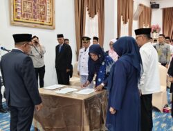Lantik Pejabat Manajerial, Bupati Eka Putra Tekankan Pentingnya Amanah Jabatan Yang Di Emban