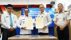 Menandatangani Kesepakatan Bersama Ditjen Imigrasi, Bupati Eka Putra: Komitmen Pemda Berikan Pelayanan Terhadap Masyarakat