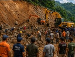 Longsor di Lokasi Tambang Tradisional Sijunjung, Warga Bahu Membahu Evakuasi Korban