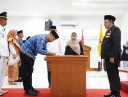 Lantik 12 Pejabat, Bupati Eka Putra Tegaskan Rotasi, Mutasi dan Promosi Akan Terus Bergulir