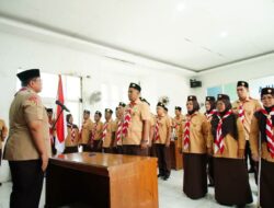 Kakak Ahmad Fadly Lantik Pengurus Saka Rintisan Yogaswara KPU Tanah Datar