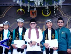 Bupati Eka Putra Hadiri Wisuda 30 Juz Ponpes Bina Pewaris Nabi Balai Tangah 