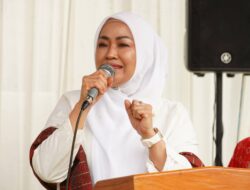 Maknai 81 Tahun Kemerdekaan RI, Ny. Lise Eka Putra Ajak Masyarakat Perkuat Kekompakan dan Bersama Membangun Nagari
