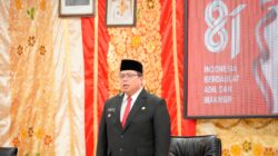 Dengarkan Pidato Presiden RI, Wabup Hadiri Rapat Paripurna DPRD Tanah Datar