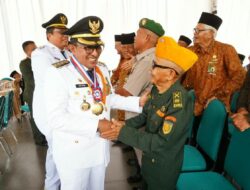 Temu Ramah Bersama Veteran, Bupati Eka Putra Sampaikan Peran Radio YBJ 6 Pertahankan Kemerdekaan RI