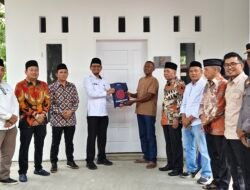 Resmikan Rumah Layak Huni, Ini Harapan Bupati Eka Putra