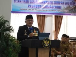 Bupati Lantik Empat Pejabat di Pemkab Tanah Datar, Dorong Penguatan Kerja dan Inovasi