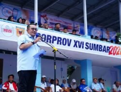 Buka Cabor Bola Voli Porprov XVI Sumbar, Bupati Eka Putra Minta Atlet Junjung Tinggi Sportivitas dan Jaga Kekompakan