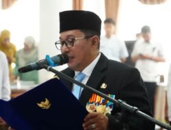 Bupati Eka Putra Lantik Empat Pejabat, Kasat Pol PP Diminta Tegakkan Perda secara Humanis